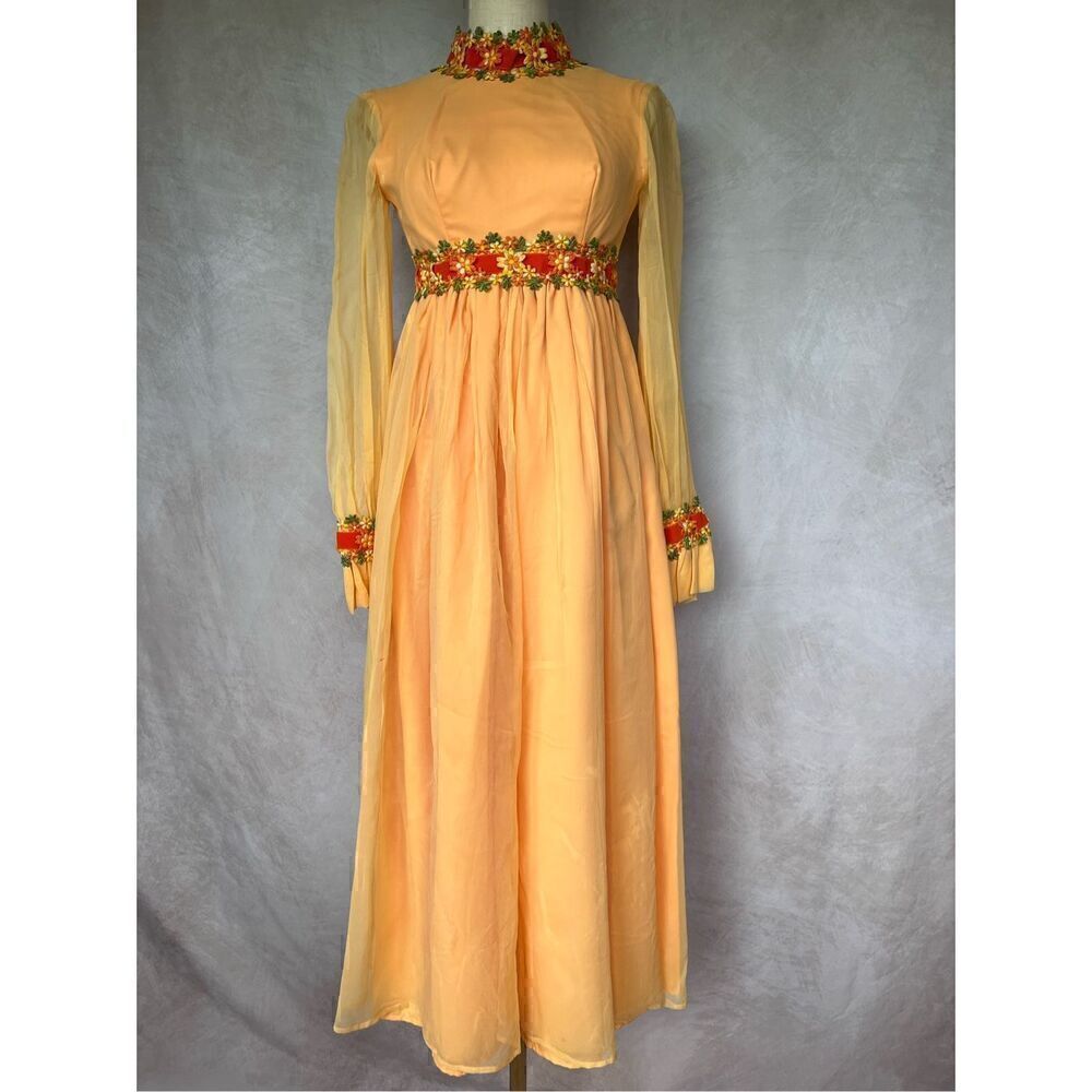 Vintage Dress - Gunne Sax Style - Absolutely stunning